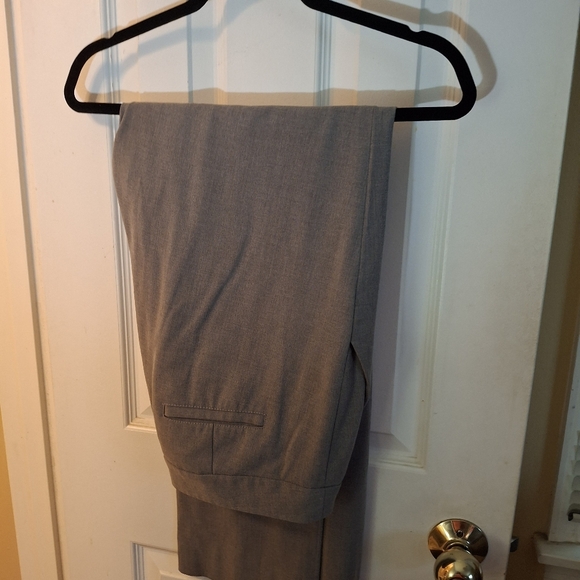 TAHARI two-piece pantsuit - Picture 2 of 7